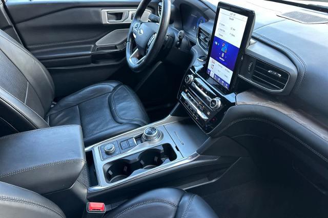 2021 Ford Explorer Platinum