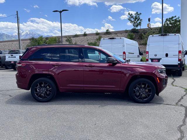 2024 Jeep Grand Cherokee Anniversary Edition