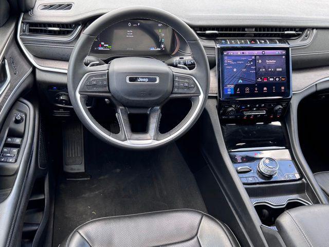 2024 Jeep Grand Cherokee Anniversary Edition