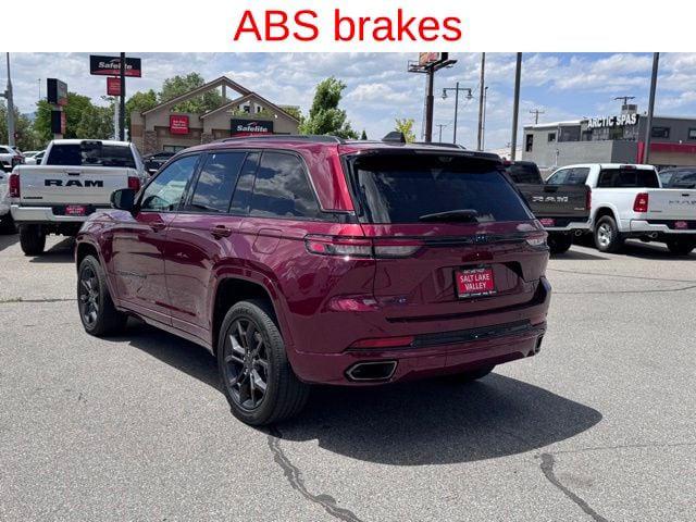 2024 Jeep Grand Cherokee Anniversary Edition