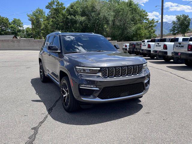 2023 Jeep Grand Cherokee Summit Reserve