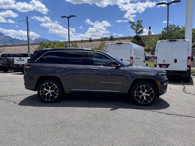 2023 Jeep Grand Cherokee Summit Reserve