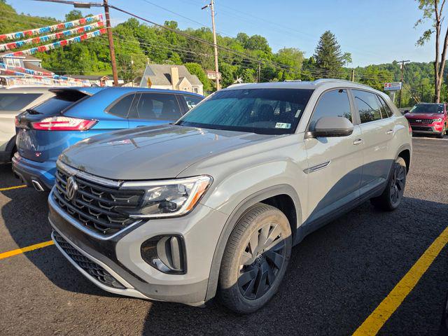 2024 Volkswagen Atlas Cross Sport 2.0T SE w/Technology for sale in PLEASANT VLY, WV