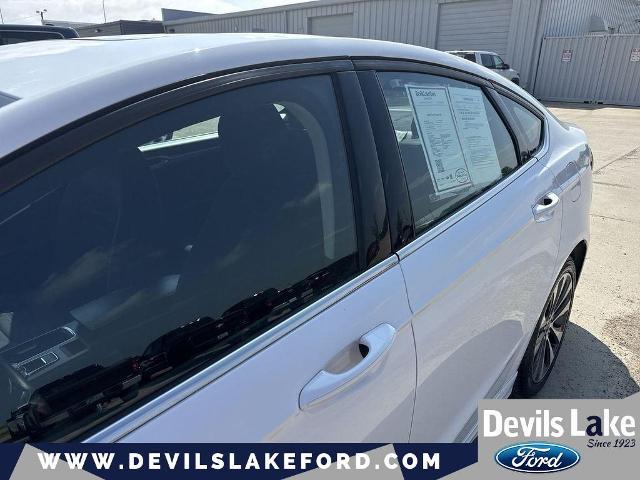 2020 Ford Fusion SE
