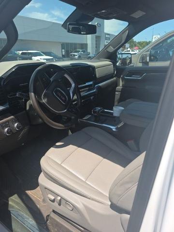 2025 GMC Sierra 1500 4WD Crew Cab Short Box SLT