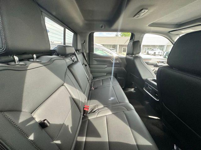 2025 GMC Sierra 1500 4WD Crew Cab Short Box Denali