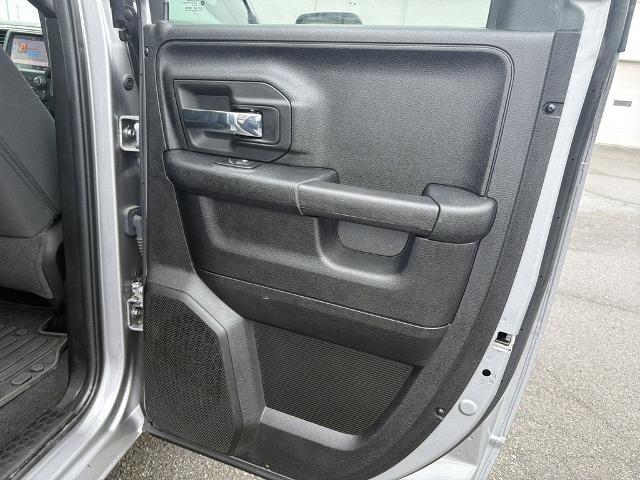 2022 Ram 1500 Classic Warlock Quad Cab 4x4 6'4" Box