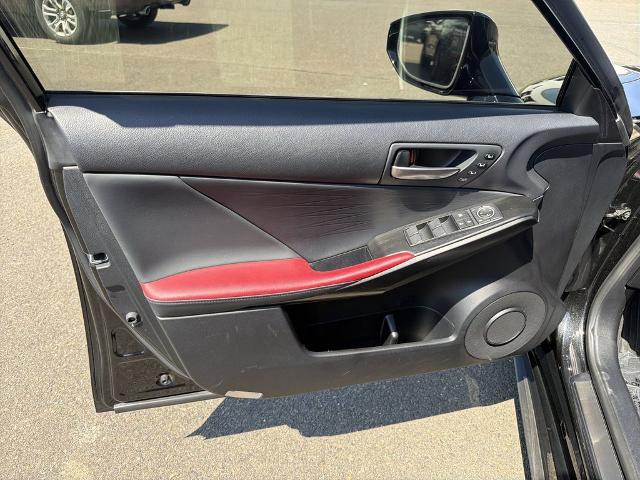 2022 Lexus IS 300 Base