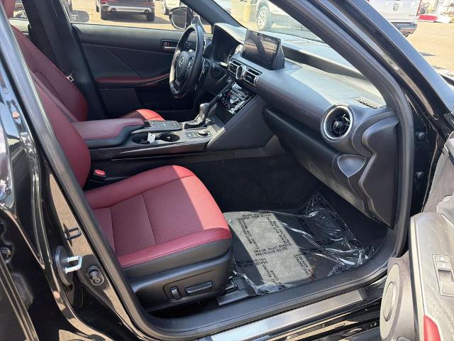 2022 Lexus IS 300 Base