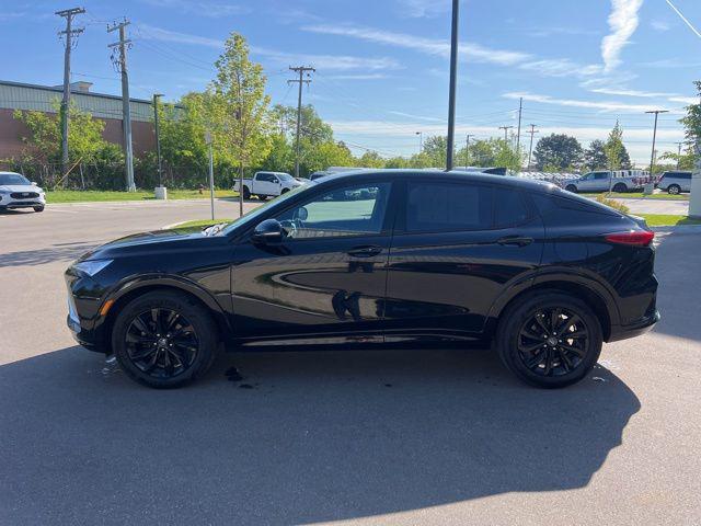 2024 Buick NV Sport Touring FWD