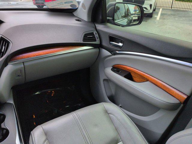 2017 Acura MDX w/Advance Package