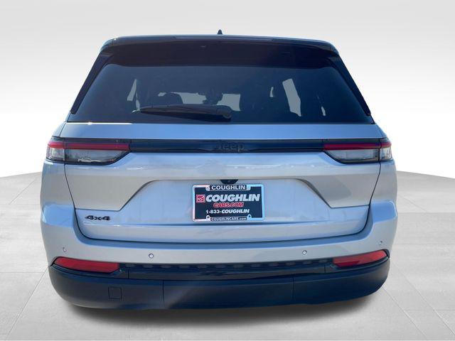 2025 Jeep Grand Cherokee Altitude 4x4