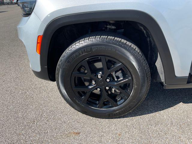 2025 Jeep Grand Cherokee Altitude 4x4