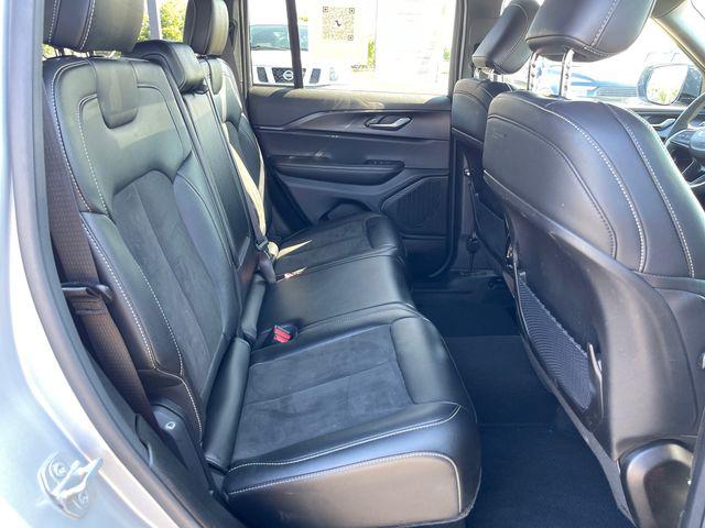 2025 Jeep Grand Cherokee Altitude 4x4