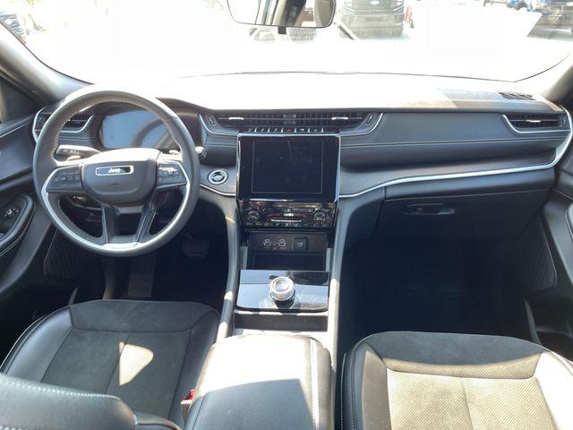 2025 Jeep Grand Cherokee Altitude 4x4