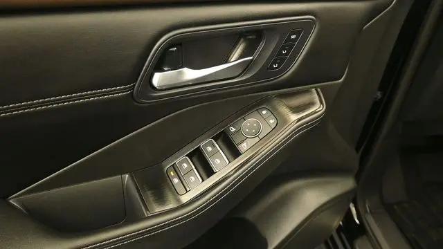 2023 Nissan Rogue SL Intelligent AWD