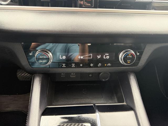 2024 Mitsubishi Outlander SE Black Edition S-AWC