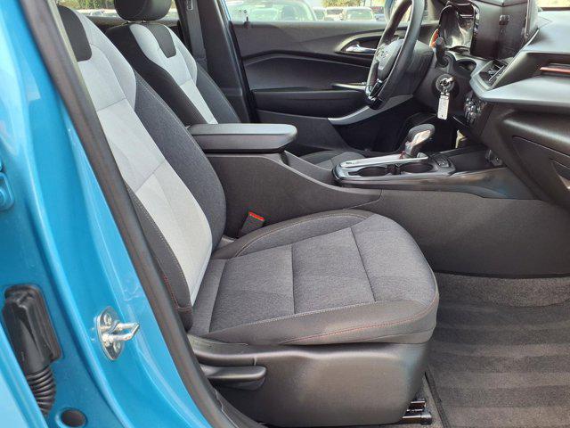 2025 Chevrolet Trax FWD 1RS