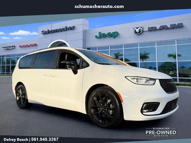2023 Chrysler Pacifica Limited for sale in Delray Beach, FL