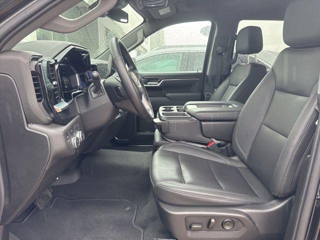 2026 GMC Sierra 1500 Crew Cab, Short Bed, SLT, 4WD