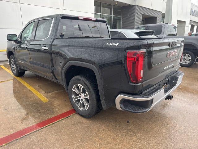 2026 GMC Sierra 1500 Crew Cab, Short Bed, SLT, 4WD