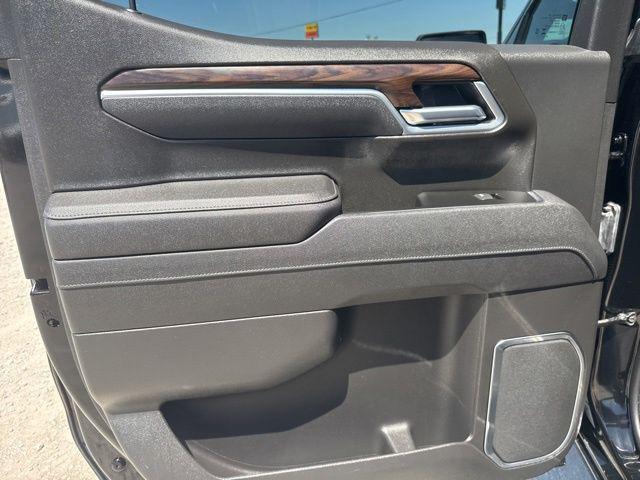 2026 GMC Sierra 1500 Crew Cab, Short Bed, SLT, 4WD