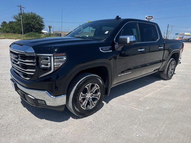 2026 GMC Sierra 1500 Crew Cab, Short Bed, SLT, 4WD