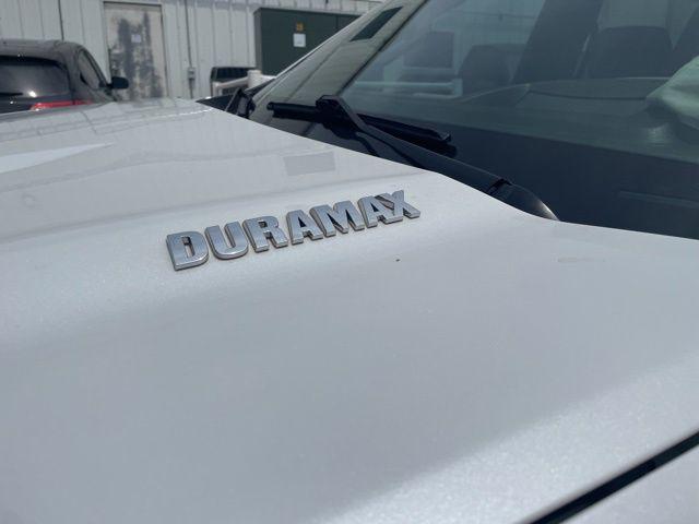 2022 Chevrolet Silverado 1500 4WD Crew Cab Short Bed LTZ
