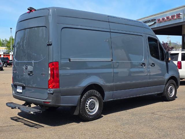 2019 Mercedes-Benz Sprinter 2500 144 WB High Roof Crew