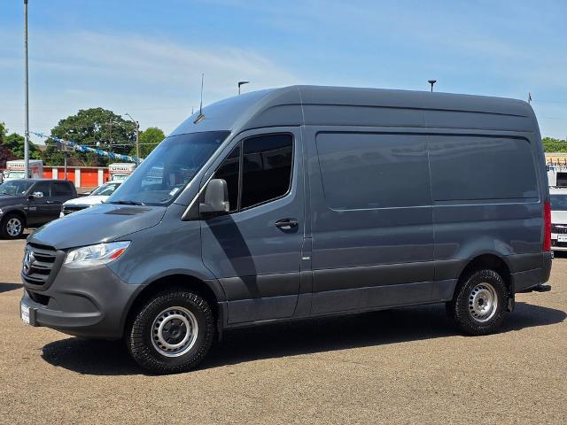 2019 Mercedes-Benz Sprinter 2500 144 WB High Roof Crew