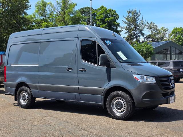 2019 Mercedes-Benz Sprinter 2500 144 WB High Roof Crew