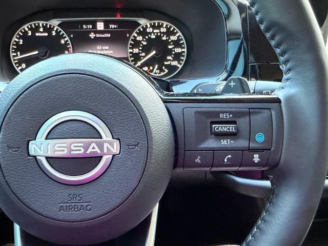 2025 Nissan Pathfinder SL FWD