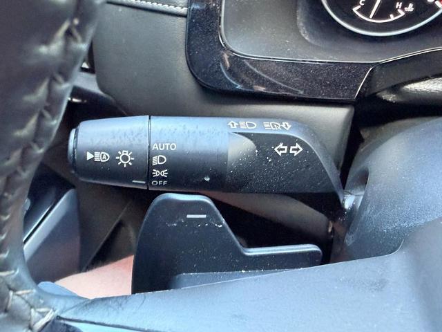 2025 Nissan Pathfinder SL FWD