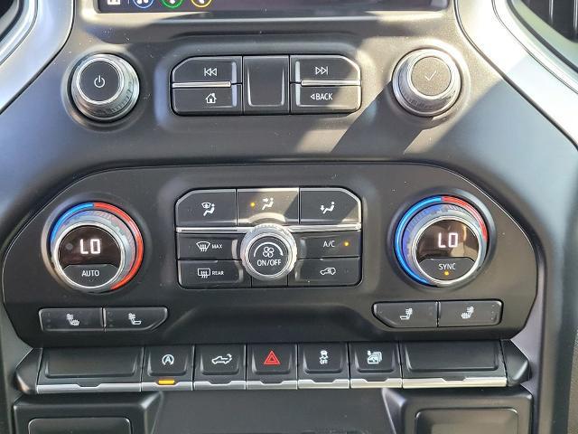 2022 Chevrolet Silverado 1500 2WD Crew Cab Short Bed RST