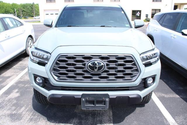2023 Toyota Tacoma SR V6