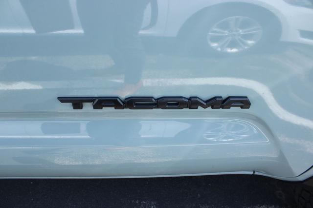 2023 Toyota Tacoma SR V6