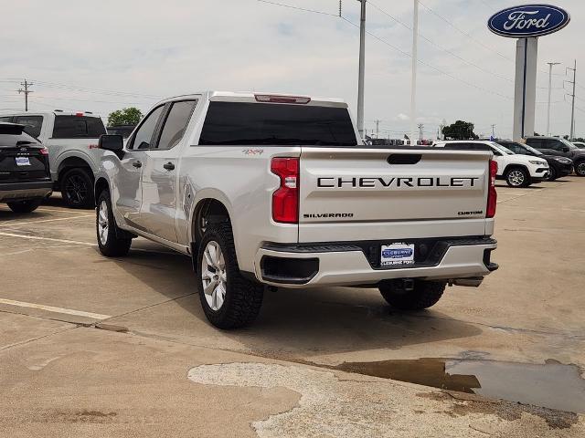 2020 Chevrolet Silverado 1500 4WD Crew Cab Short Bed Custom