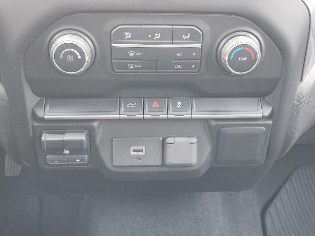2020 Chevrolet Silverado 1500 4WD Crew Cab Short Bed Custom