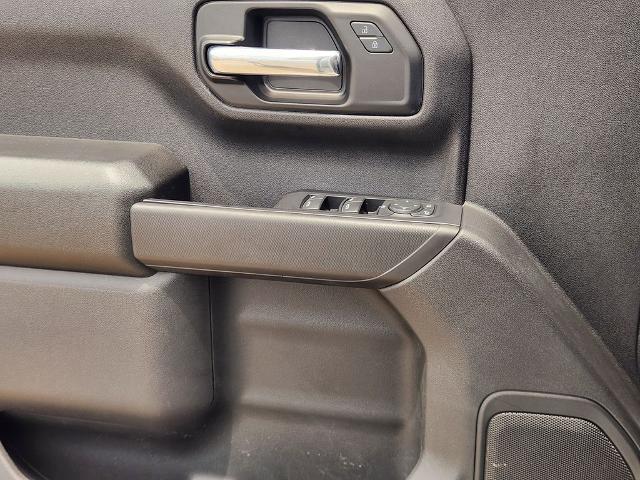 2020 Chevrolet Silverado 1500 4WD Crew Cab Short Bed Custom