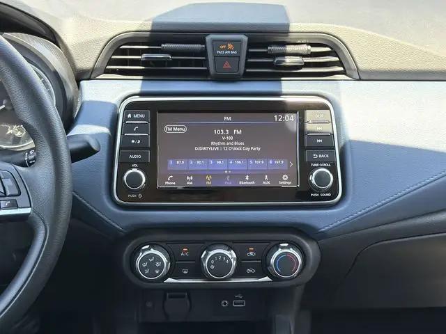 2025 Nissan Versa 1.6 SV