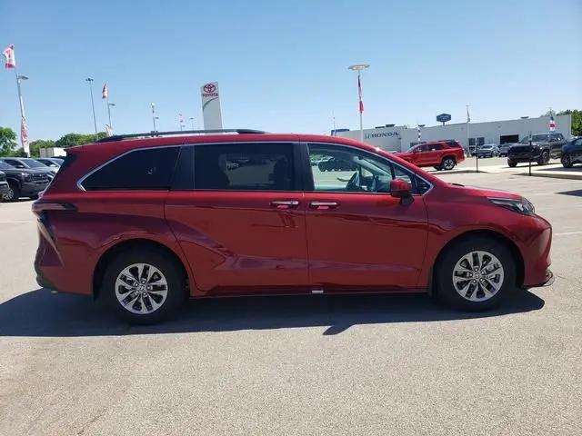 2026 Toyota Sienna XLE