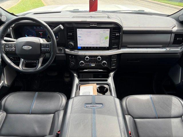 2025 Ford F-250 Platinum