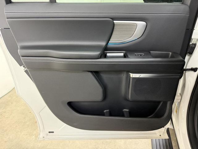 2025 Ford Expedition Platinum MAX