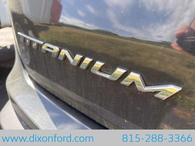 2021 Ford Edge Titanium