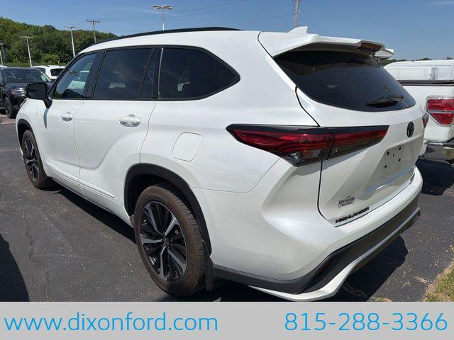 2022 Toyota Highlander XSE