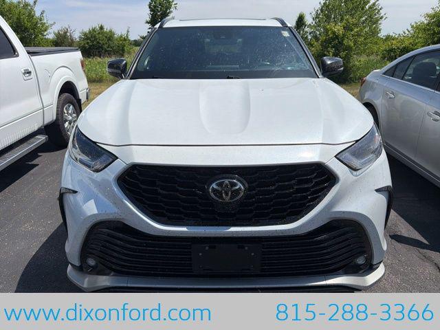 2022 Toyota Highlander XSE