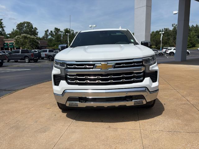 2023 Chevrolet Silverado 1500 4WD Crew Cab Short Bed LTZ