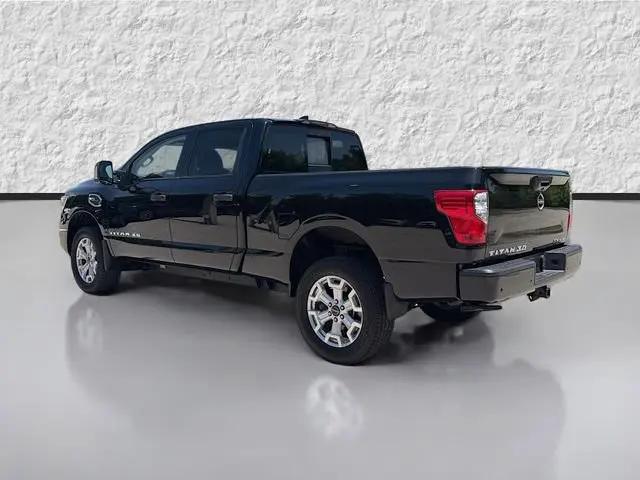 2024 Nissan Titan XD Crew Cab SV 4x4