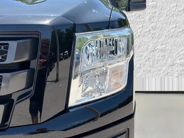 2024 Nissan Titan XD Crew Cab SV 4x4