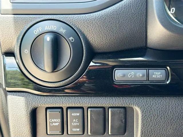 2024 Nissan Titan XD Crew Cab SV 4x4